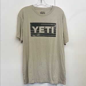 YETI Men's Beige American Flag Graphic Tee Short Sleeve Shirt XL Casual